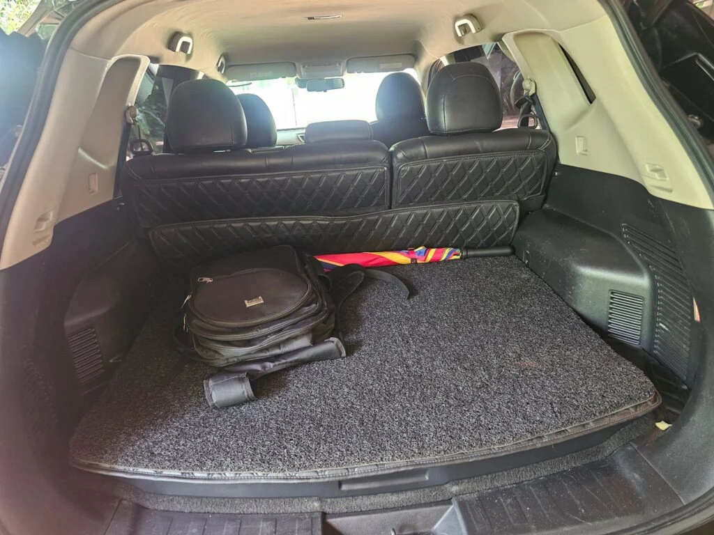 Boot / luggage area — Nissan x trail Hnt 32 hybrid