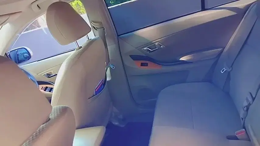 Interior right — Toyota Premio