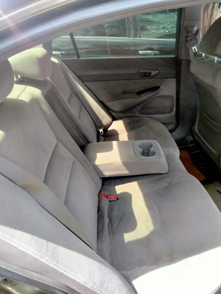 Passenger cabin — Honda Civic hybrid