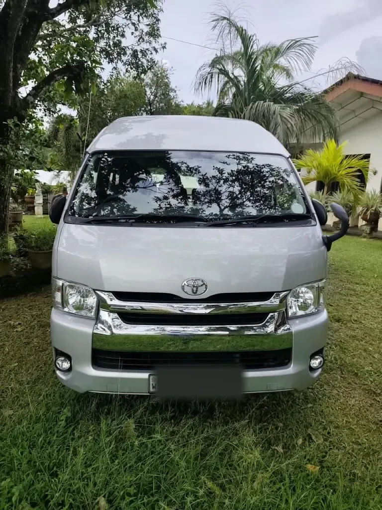 Front — Toyota Highroof