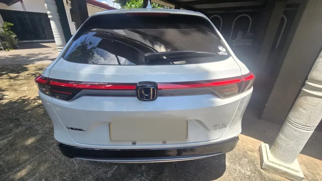 Rear — Honda Vesel