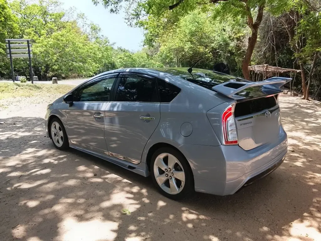 Right side — Toyota Prius