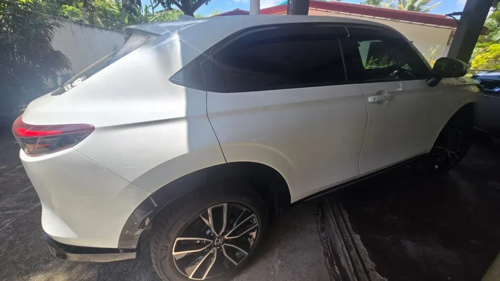 Right side — Honda Vesel