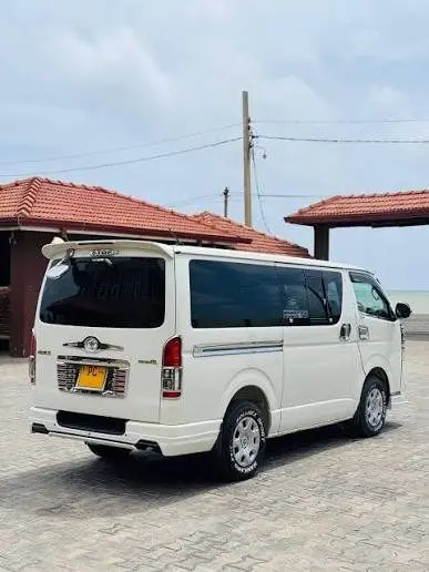 Right side — Toyota KDH