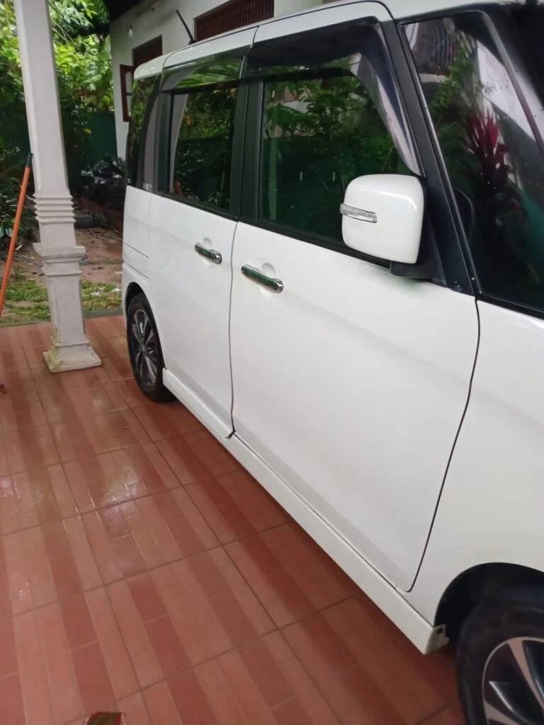 Right side — Suzuki Spacia custom z