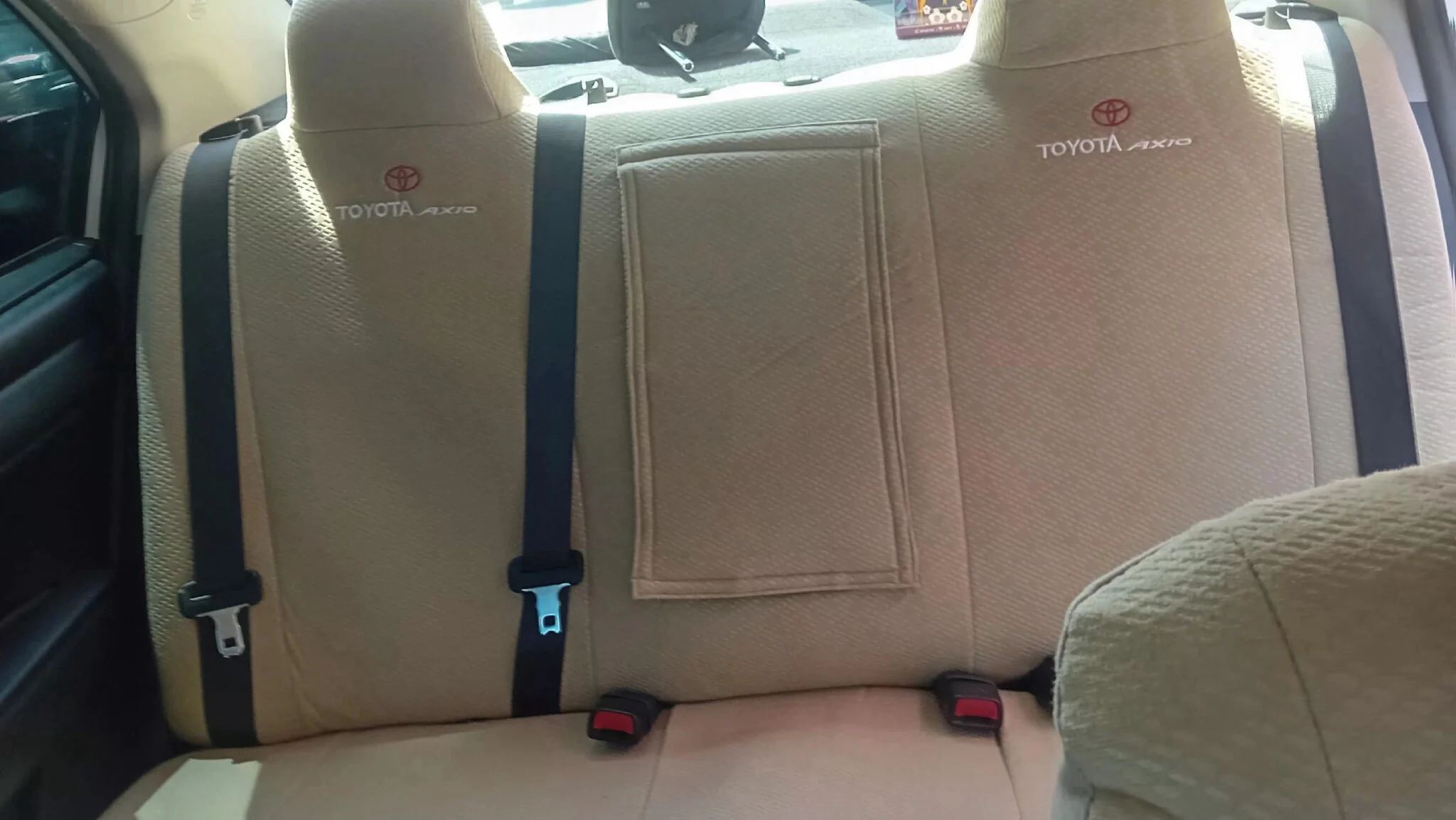Passenger cabin — toyota axio