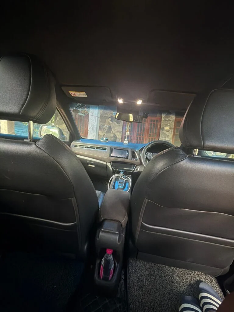 Passenger cabin — Honda Vezel