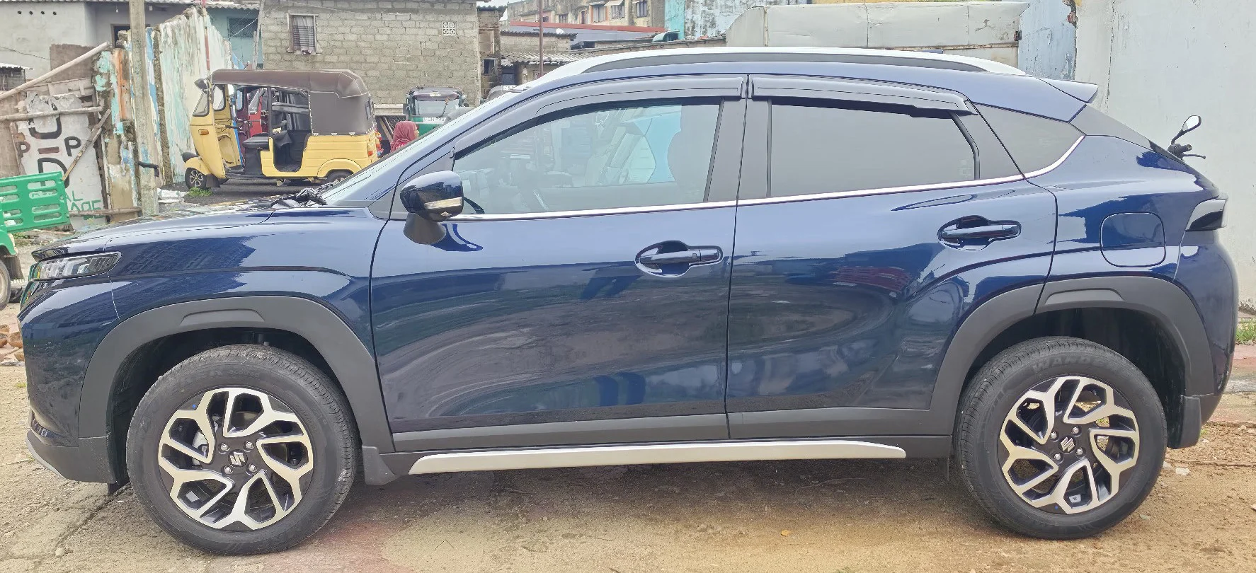 Left side — suzuki suzuki fronx