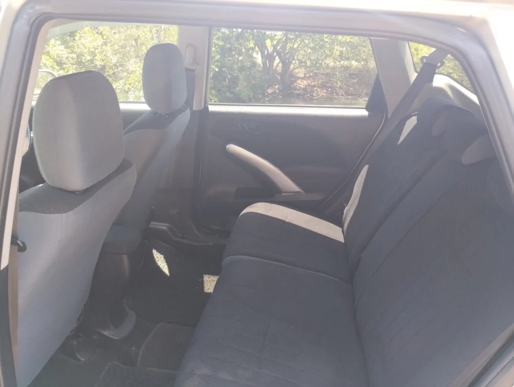Interior left — Honda Air wave