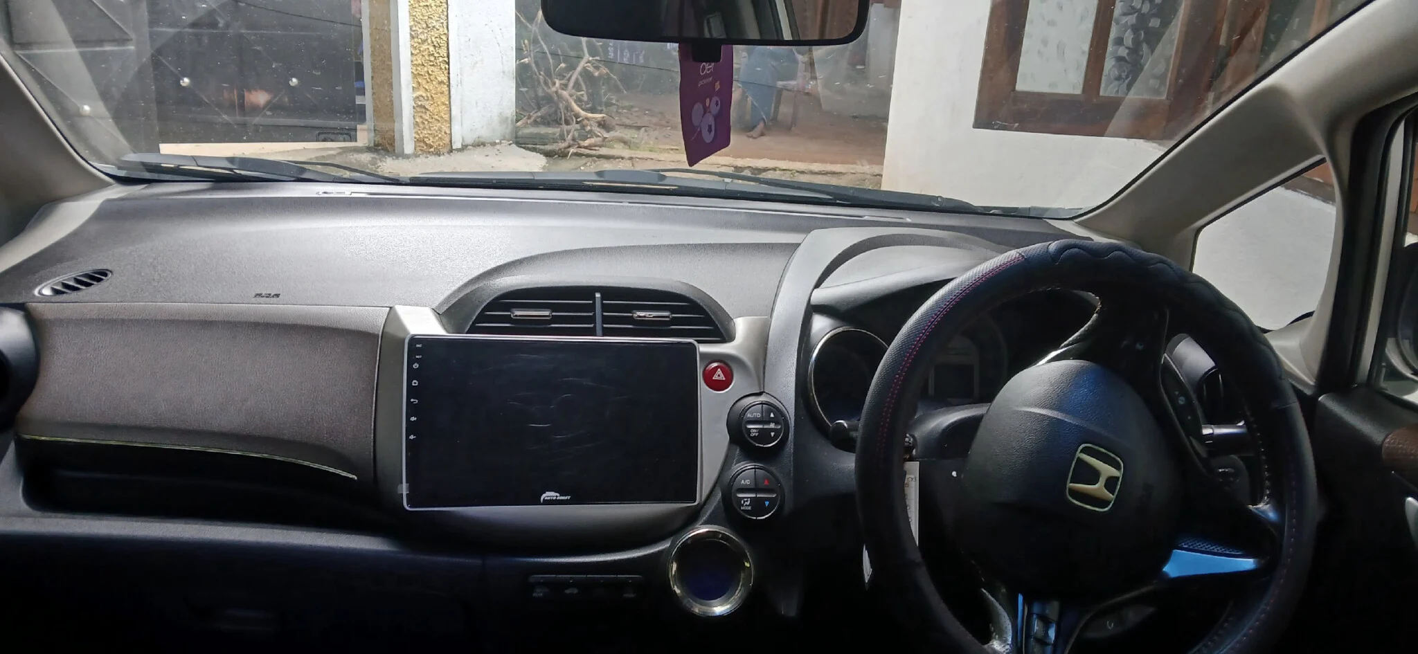 Dashboard — HONDA Fit