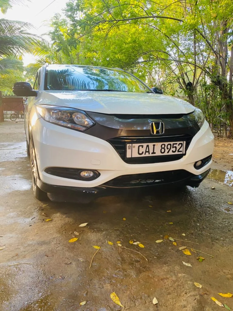 Front — Honda Vezel