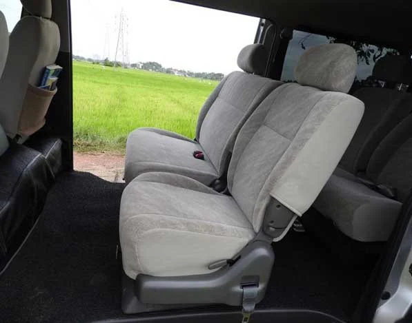 Interior right — TOYOTA 201 KDH