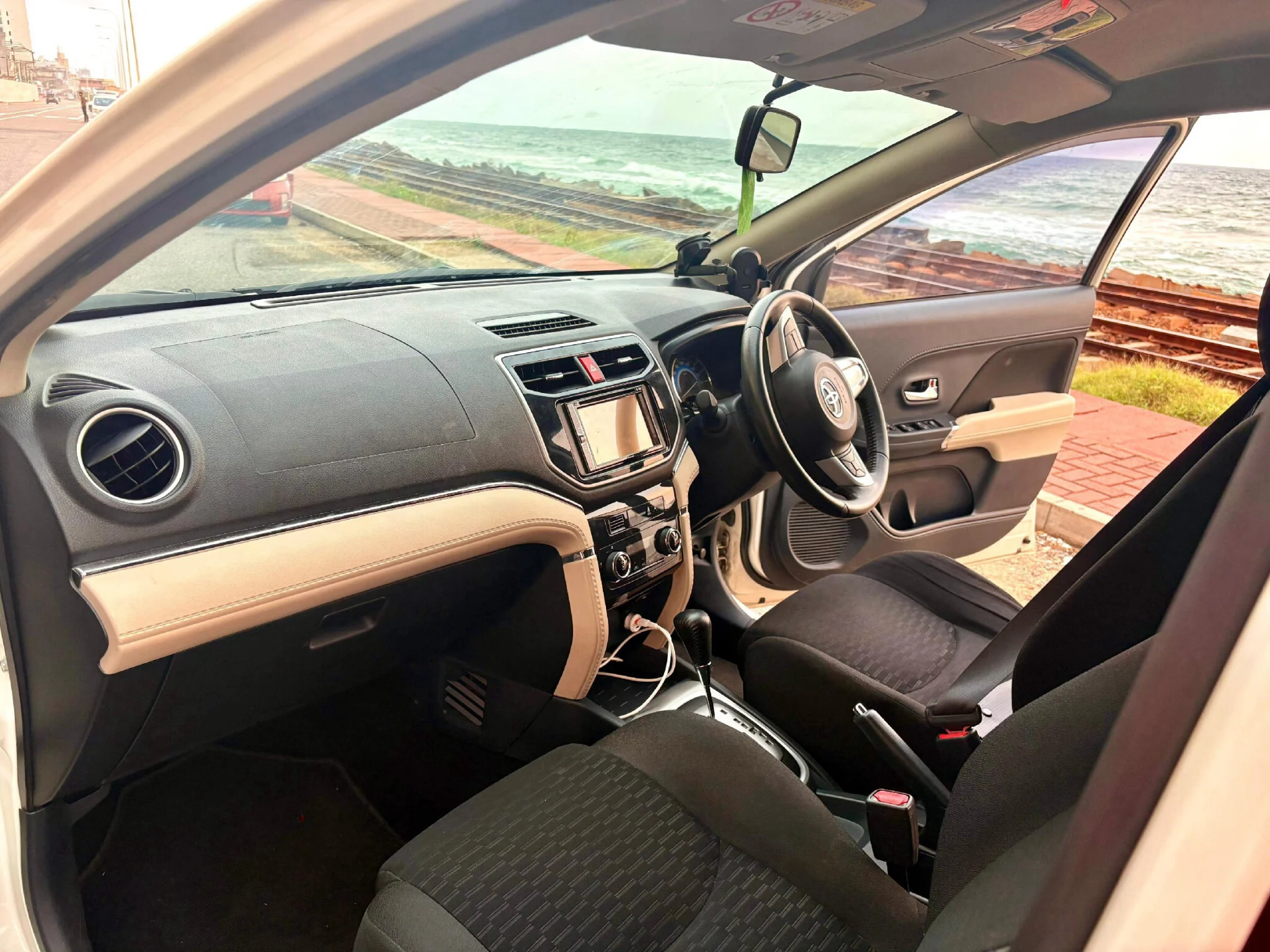 Dashboard — TOYOTA rush
