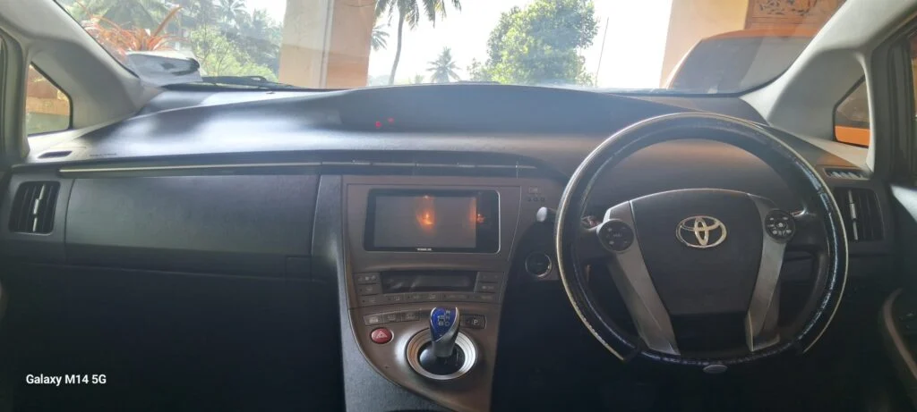 Dashboard — Toyota Prius