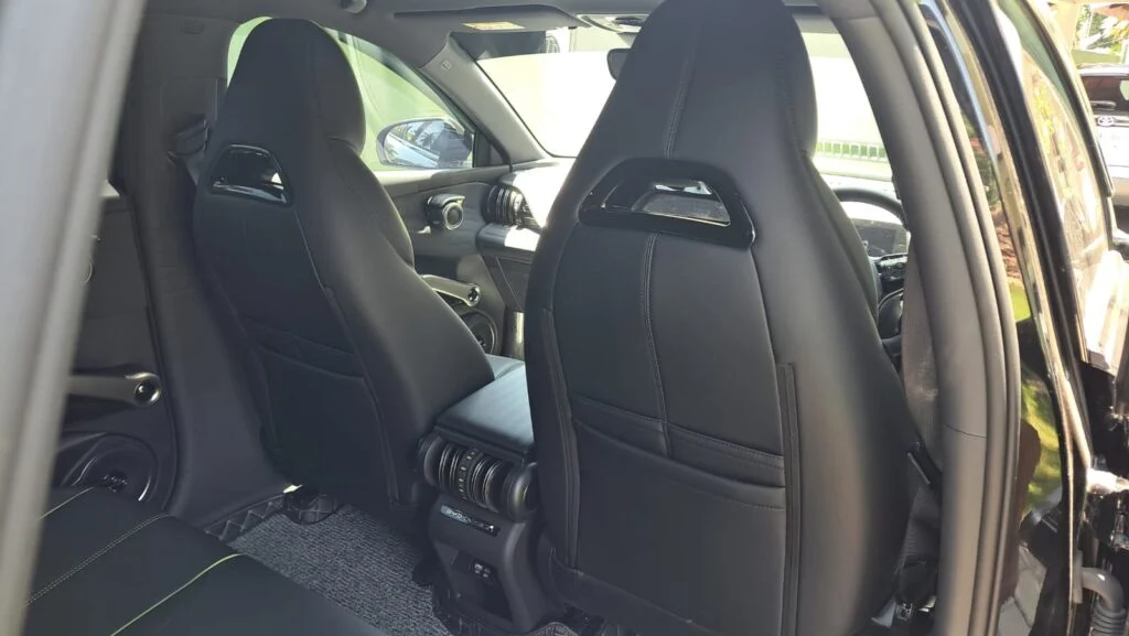 Passenger cabin — BYD Atto3