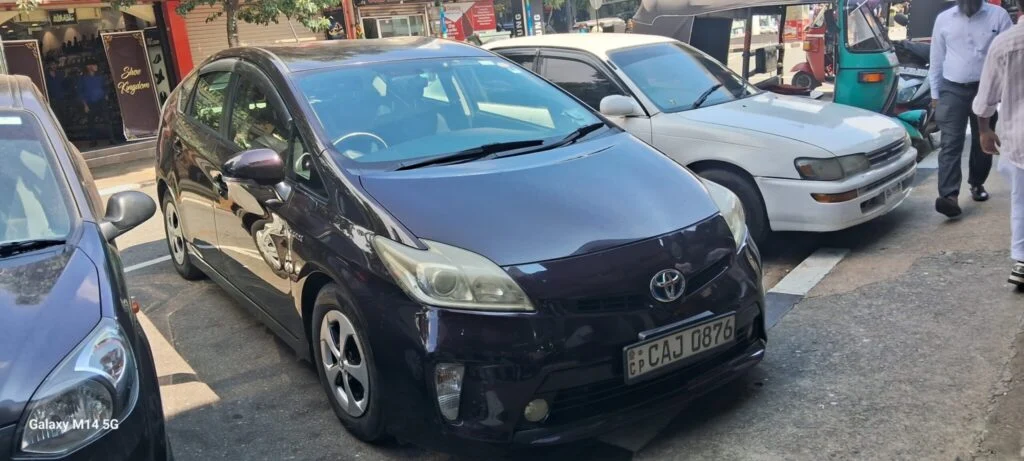 Right side — Toyota Prius