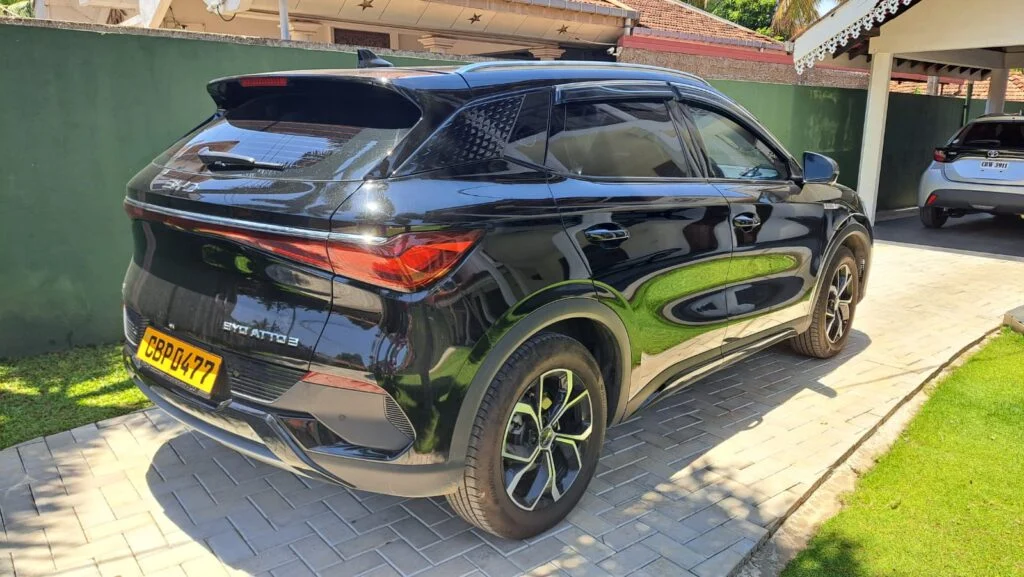 Left side — BYD Atto3